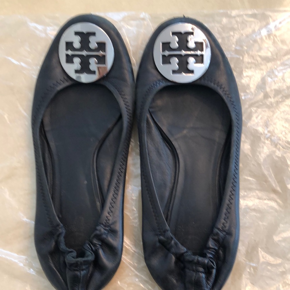 Beautiful Authentic Tory Burch Flats